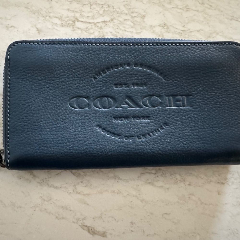 Coach Deep Blue Accordion Long Wallet - Picture 6 of 15